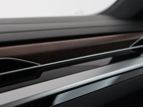 Volkswagen Arteon 2.0 TSI Elegance Business Exclusive | Camera | Head-up | LED | Virtual Cockpit | Pano.Dak | Stoelverwarming |