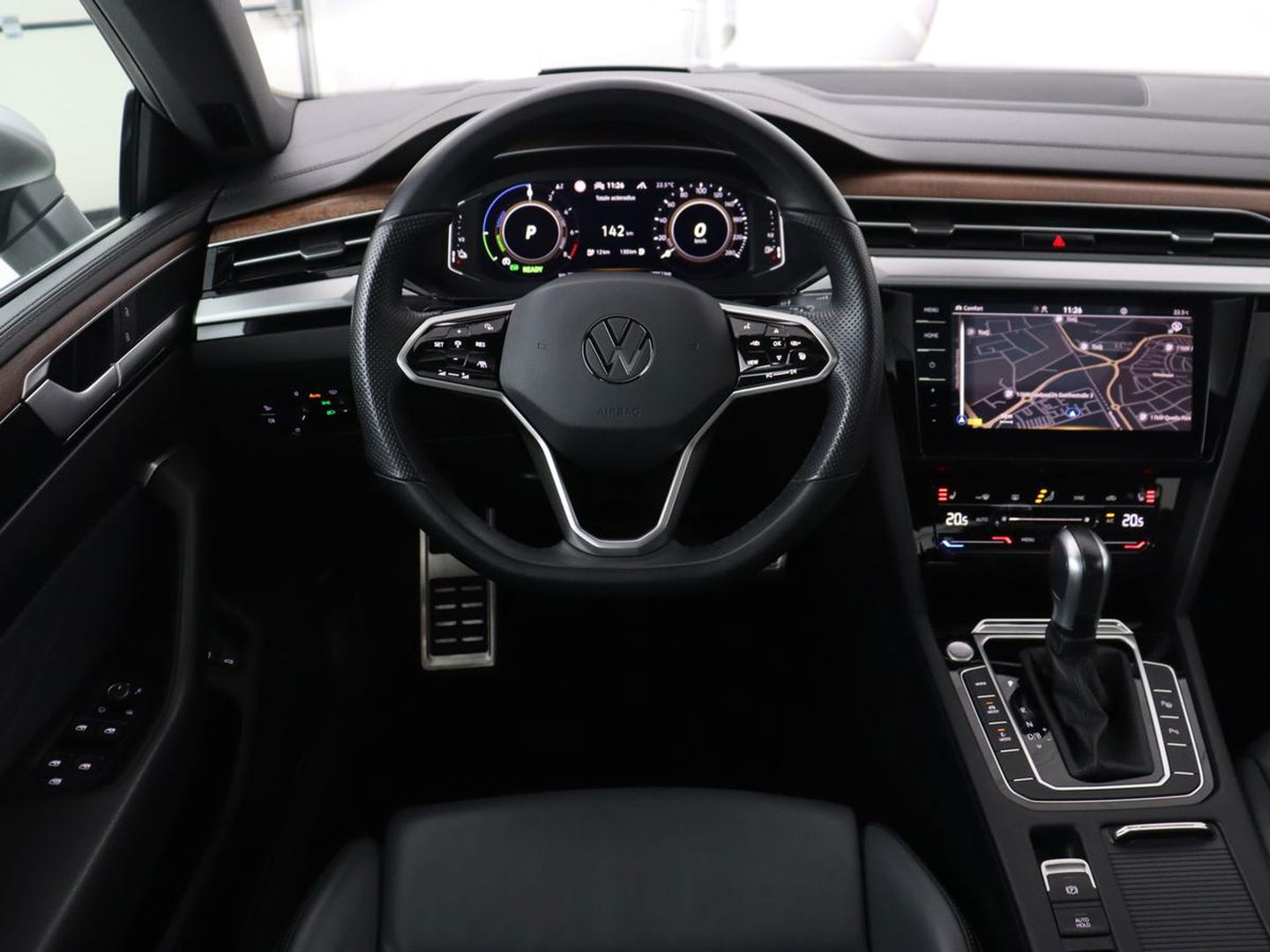 Volkswagen Arteon 2.0 TSI Elegance Business Exclusive | Camera | Head-up | LED | Virtual Cockpit | Pano.Dak | Stoelverwarming |