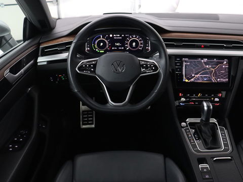 Volkswagen Arteon 2.0 TSI Elegance Business Exclusive | Camera | Head-up | LED | Virtual Cockpit | Pano.Dak | Stoelverwarming |