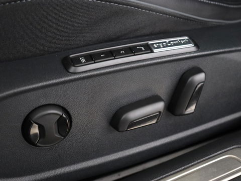 Volkswagen Arteon 2.0 TSI Elegance Business Exclusive | Camera | Head-up | LED | Virtual Cockpit | Pano.Dak | Stoelverwarming |