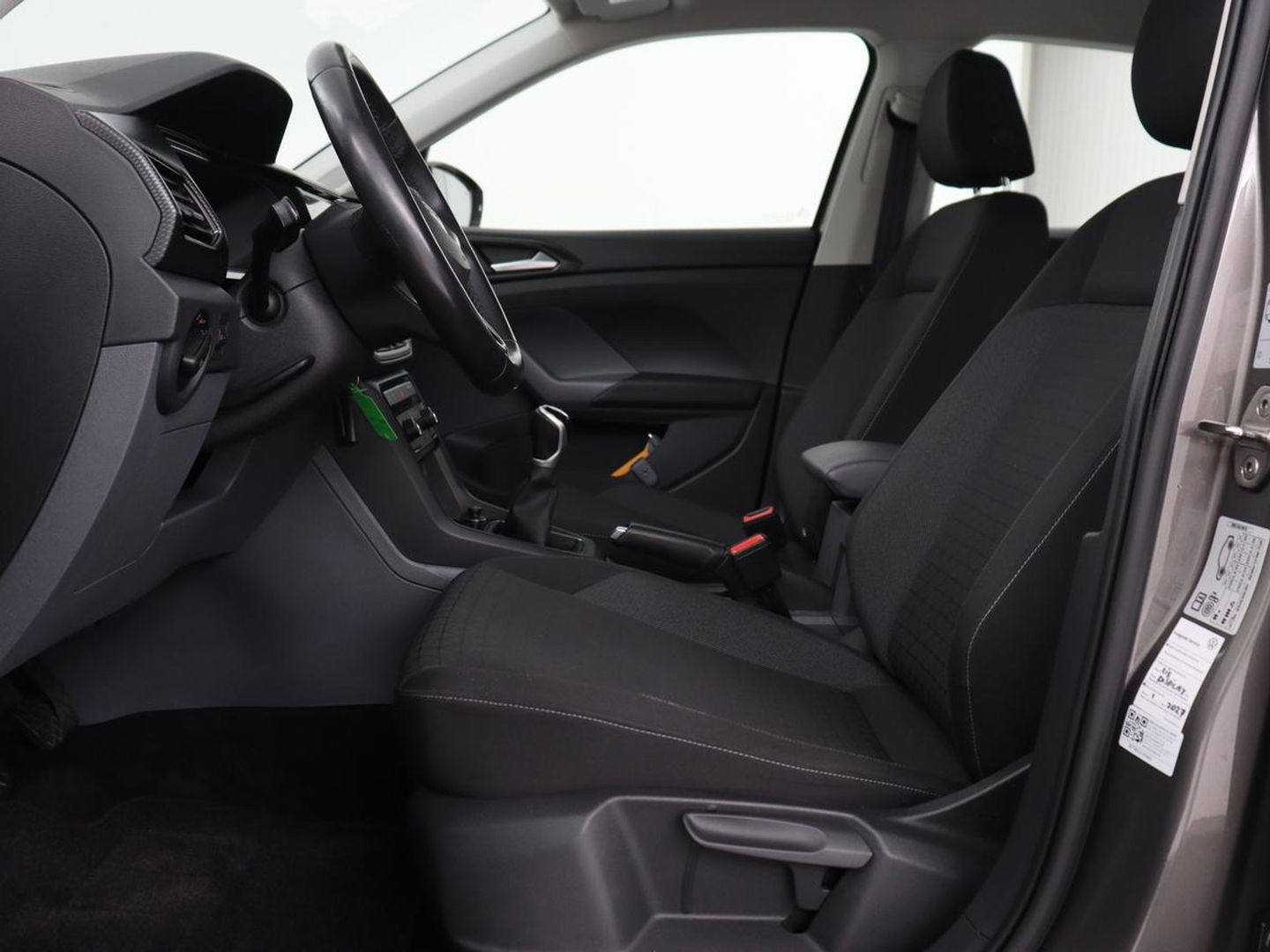 Volkswagen T-Cross 1.0 TSI Life Business | Stoelverwarming | Camera | Virtual Cockpit | Carplay | Adaptive cruise | Climate control | Dodehoek detectie | Navigatie