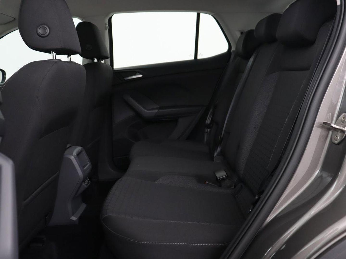 Volkswagen T-Cross 1.0 TSI Life Business | Stoelverwarming | Camera | Virtual Cockpit | Carplay | Adaptive cruise | Climate control | Dodehoek detectie | Navigatie