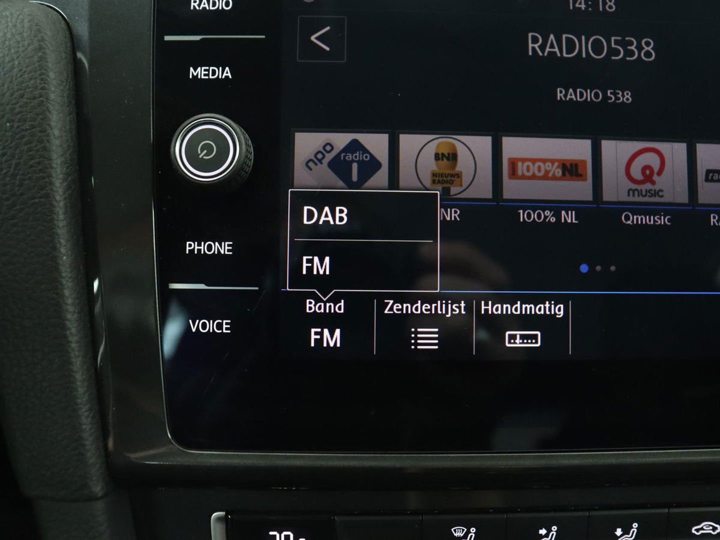 Volkswagen Golf 1.0 TSI Comfortline | Navigatie | Apple Carplay | Parkeerhulp |
