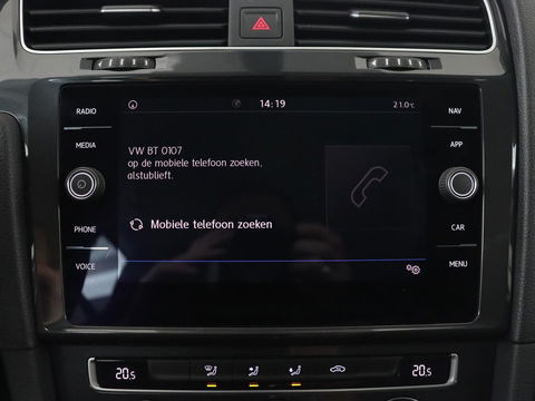 Volkswagen Golf 1.0 TSI Comfortline | Navigatie | Apple Carplay | Parkeerhulp |