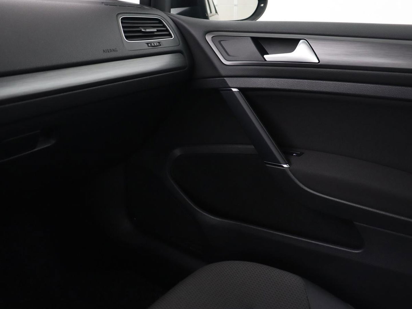 Volkswagen Golf 1.0 TSI Comfortline | Navigatie | Apple Carplay | Parkeerhulp |