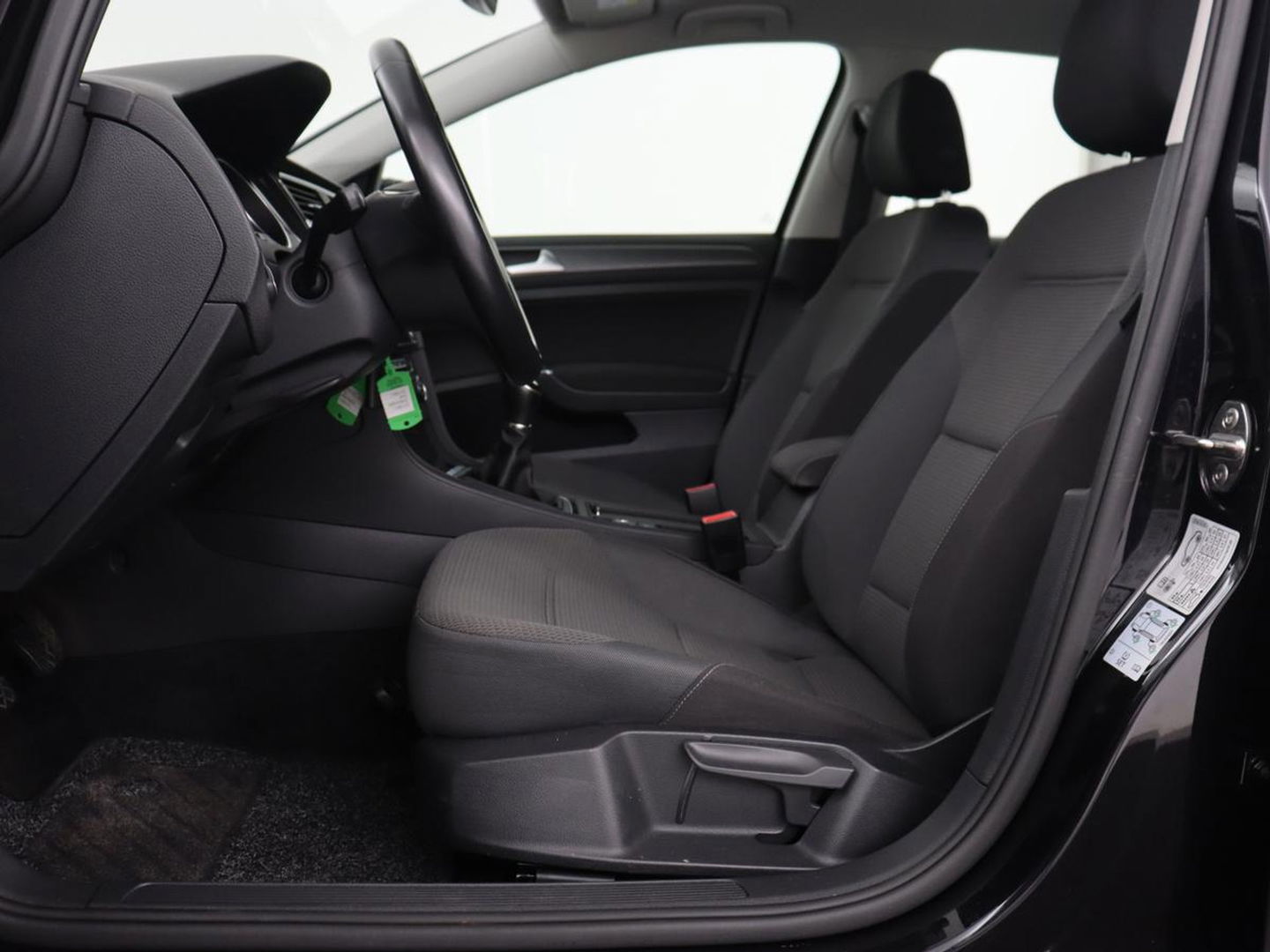 Volkswagen Golf 1.0 TSI Comfortline | Navigatie | Apple Carplay | Parkeerhulp |