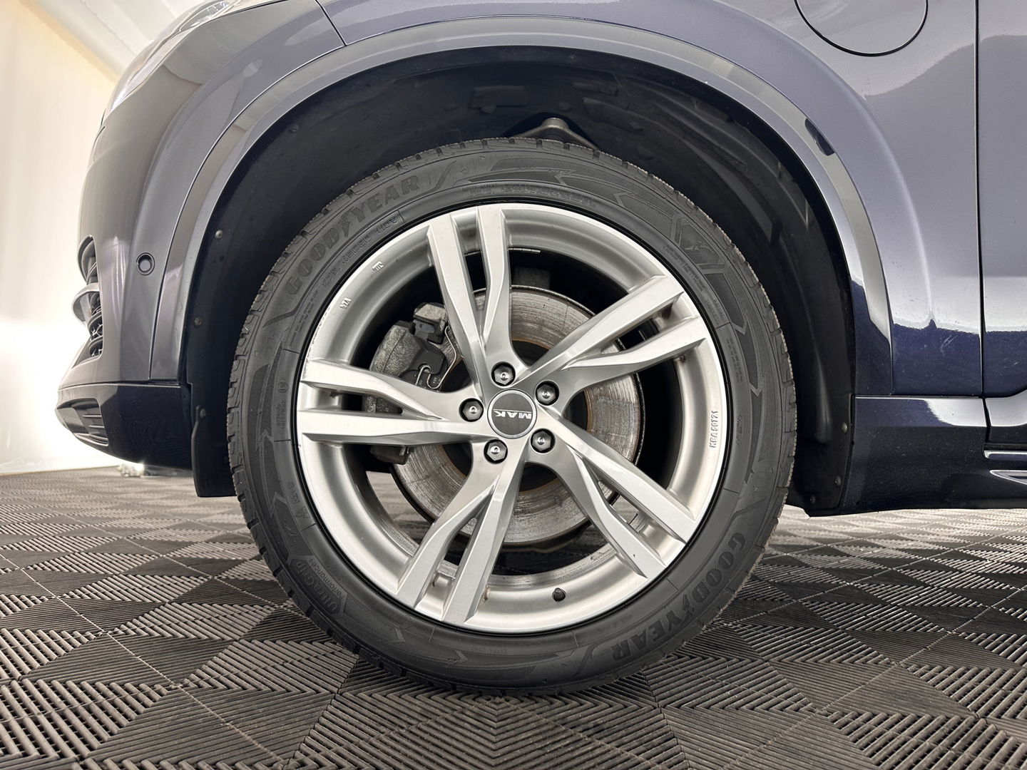 Volvo XC90 2.0 T8 Twin Engine AWD Inscription (INCL.BTW)  Aut. *PANO | HEAD-UP | LUXURY-LEATHER | FULL-LED | MEMORY-PACK | DIGI-COCKPIT | CAMERA | COMFORT/HEATED-SEATS | ECC | PDC | CRUISE | 20''ALU*
