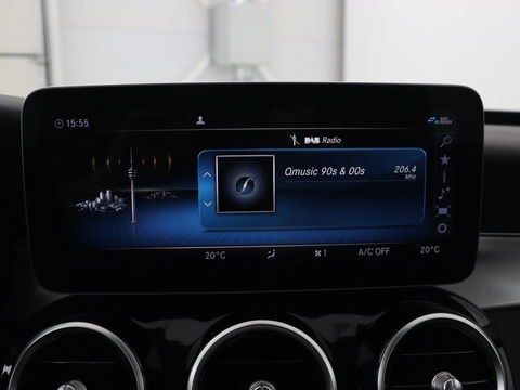 Mercedes-Benz C-Klasse 300e Avantgarde | Trekhaak | Adaptive cruise | Leder | Stoelverwarming | Carplay | Park Assist