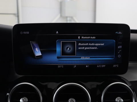Mercedes-Benz C-Klasse 300e Avantgarde | Trekhaak | Adaptive cruise | Leder | Stoelverwarming | Carplay | Park Assist