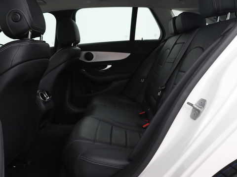 Mercedes-Benz C-Klasse 300e Avantgarde | Trekhaak | Adaptive cruise | Leder | Stoelverwarming | Carplay | Park Assist