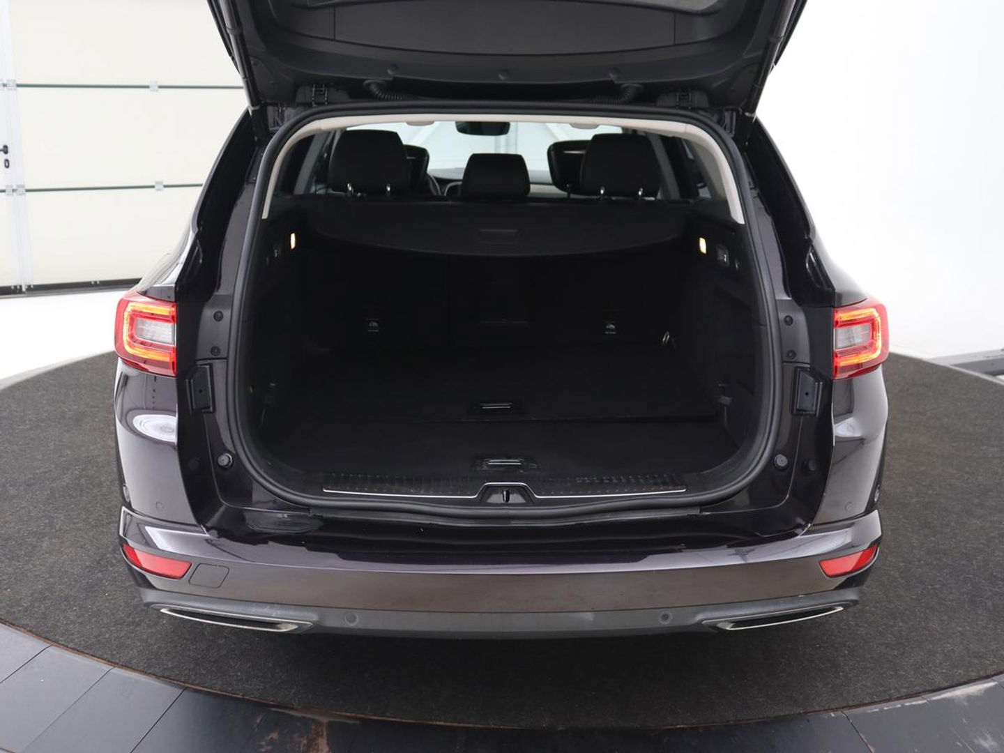 Renault Talisman Estate 1.6 TCe Initiale Paris | Trekhaak | Camera | Head-Up |
