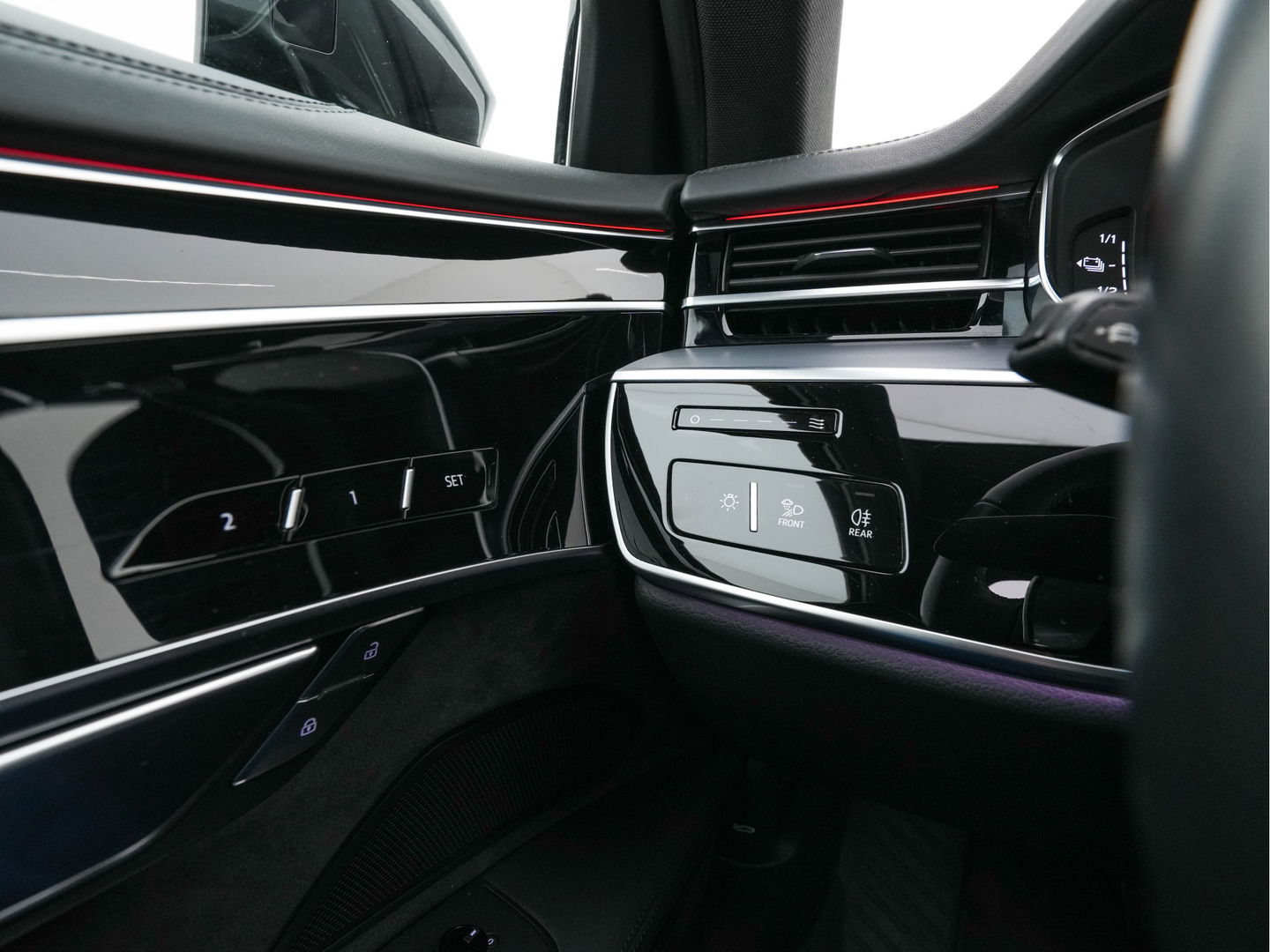 Audi A8 60 TFSI e quattro Lang Pro Line Plus (INCL.BTW) *PANO | VALCONA-LEATHER | MATRIX-LED | ADAPTIVE-CRUISE | BLIND-SPOT | SOFT-CLOSE | BANG&OLUFSEN | TOP-VIEW | MEMORY-PACK | MASSAGE | KEYLESS | DIGI-COCKPIT | NAVI-FULLMAP | 20''ALU
