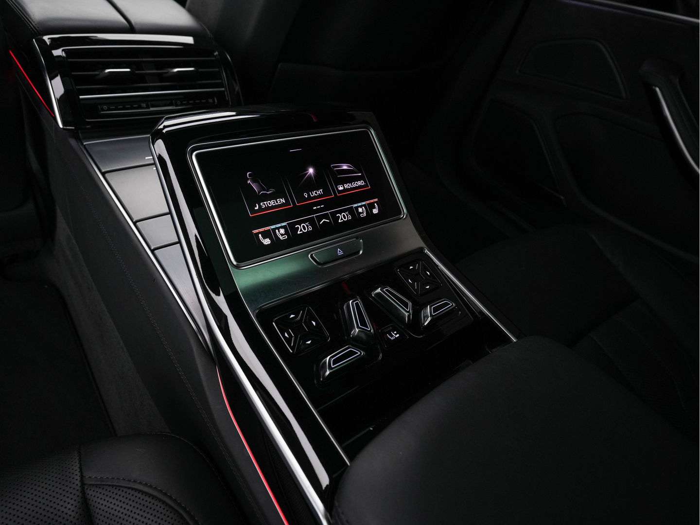 Audi A8 60 TFSI e quattro Lang Pro Line Plus (INCL.BTW) *PANO | VALCONA-LEATHER | MATRIX-LED | ADAPTIVE-CRUISE | BLIND-SPOT | SOFT-CLOSE | BANG&OLUFSEN | TOP-VIEW | MEMORY-PACK | MASSAGE | KEYLESS | DIGI-COCKPIT | NAVI-FULLMAP | 20''ALU