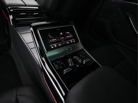 Audi A8 60 TFSI e quattro Lang Pro Line Plus (INCL.BTW) *PANO | VALCONA-LEATHER | MATRIX-LED | ADAPTIVE-CRUISE | BLIND-SPOT | SOFT-CLOSE | BANG&OLUFSEN | TOP-VIEW | MEMORY-PACK | MASSAGE | KEYLESS | DIGI-COCKPIT | NAVI-FULLMAP | 20''ALU