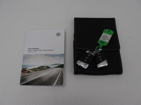 Volkswagen Passat Variant 1.5 TSI Elegance Business R | Pano.Dak | Virtual Cockpit | Apple Carplay | LED |