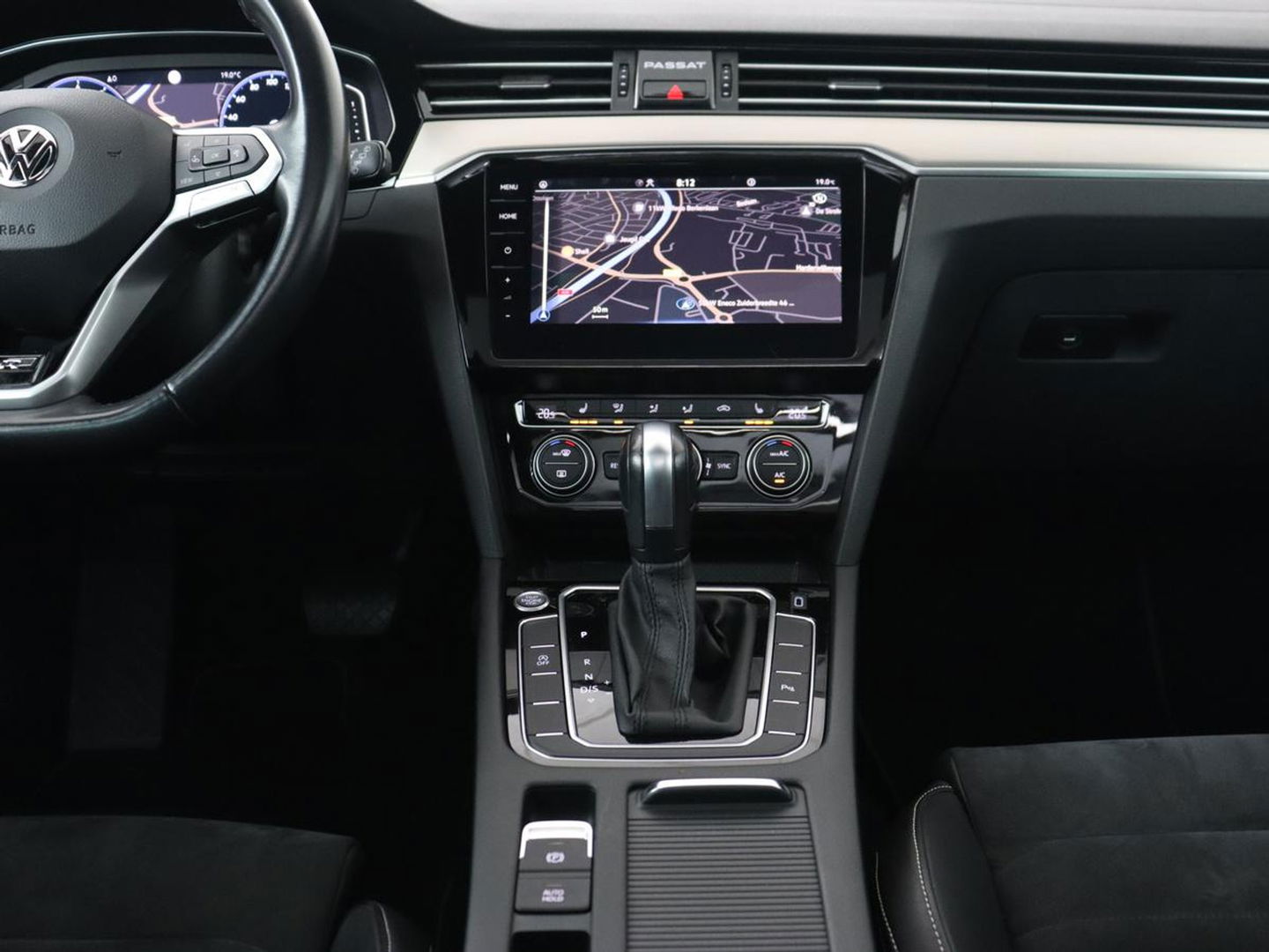 Volkswagen Passat Variant 1.5 TSI Elegance Business R | Pano.Dak | Virtual Cockpit | Apple Carplay | LED |