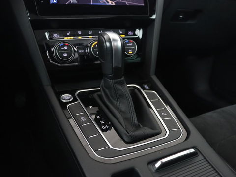 Volkswagen Passat Variant 1.5 TSI Elegance Business R | Pano.Dak | Virtual Cockpit | Apple Carplay | LED |