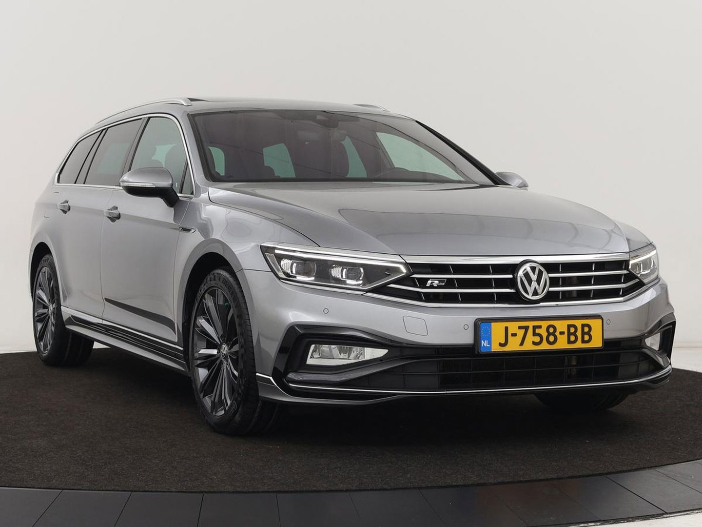 Volkswagen Passat Variant 1.5 TSI Elegance Business R | Pano.Dak | Virtual Cockpit | Apple Carplay | LED |
