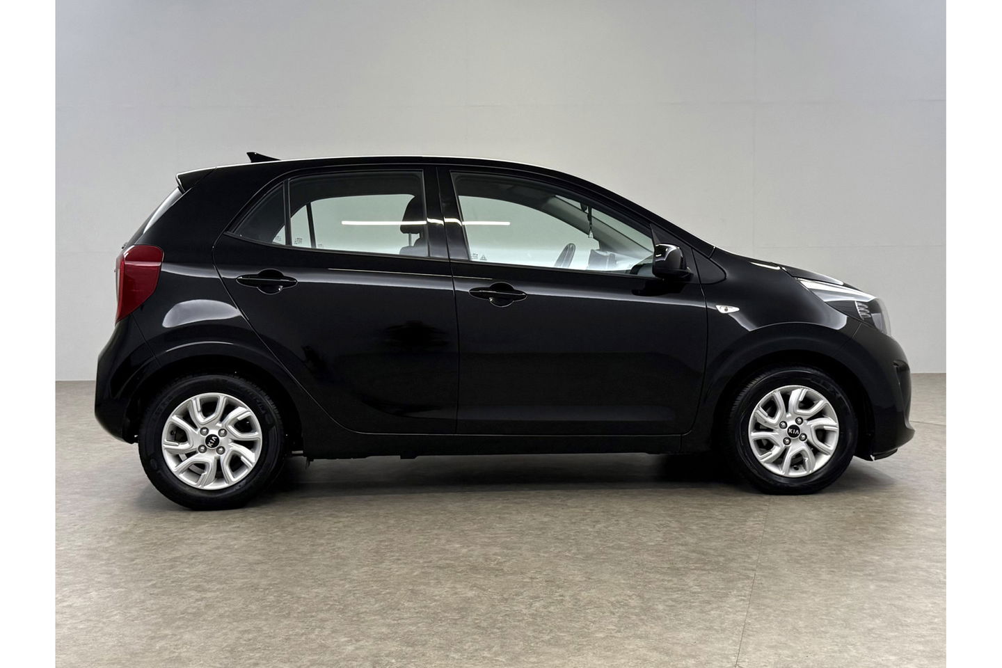 Kia Picanto 1.0 CVVT ComfortPlusLine Airco Camera Carplay 14''LMV Navigatie
