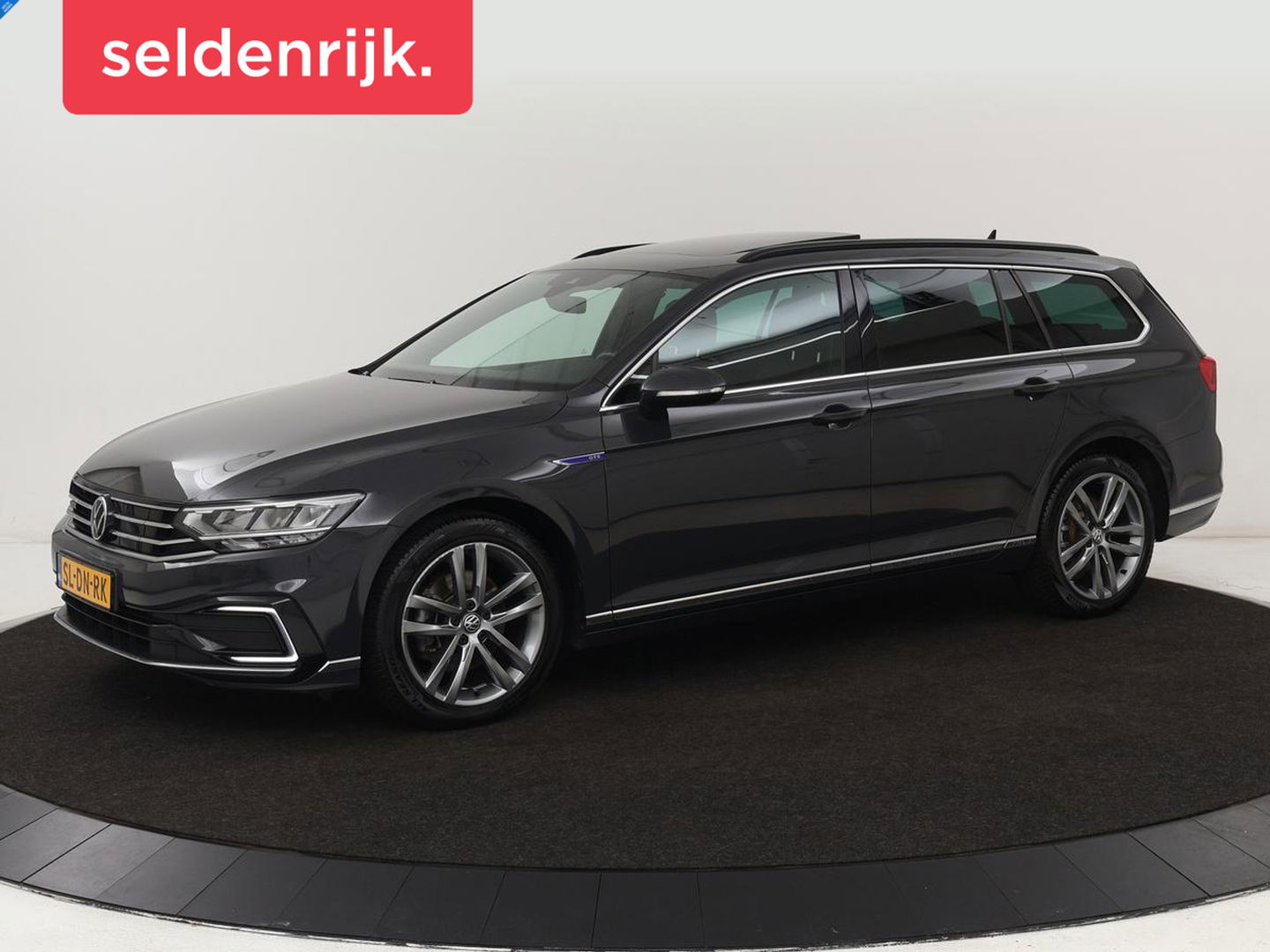 Volkswagen Passat Variant 1.4 TSI PHEV GTE Business | Trekhaak | Camera | Pano.Dak |