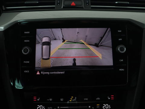 Volkswagen Passat Variant 1.4 TSI PHEV GTE Business | Trekhaak | Camera | Pano.Dak |