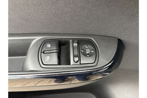 Opel CORSA-E 1.4 EDITION AIRCO CRUISE CONTROL LMV