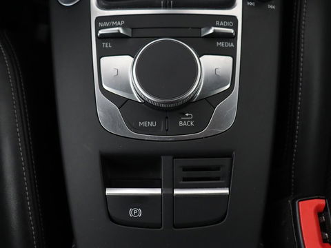 Audi A3 1.0 TFSI Sport S Line Edition | Panoramadak | Keyless | Full LED | Half leder | Navigatie | Sportstoelen | Climate control