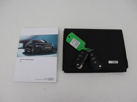 Audi A3 1.0 TFSI Sport S Line Edition | Panoramadak | Keyless | Full LED | Half leder | Navigatie | Sportstoelen | Climate control