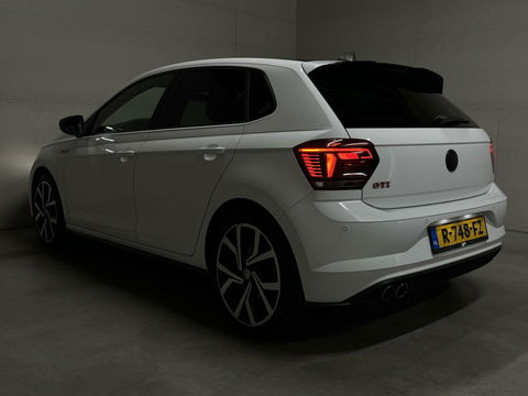 Volkswagen Polo 2.0 TSI GTI Virtual Beats Carplay Camera PDC