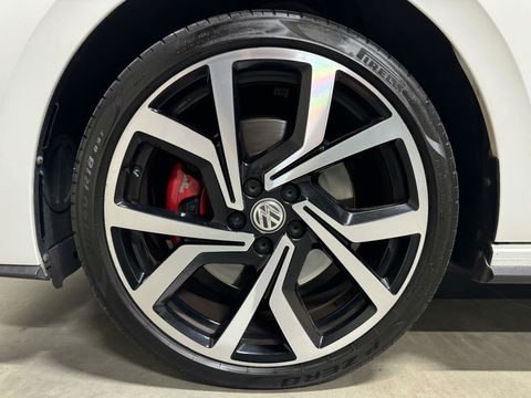 Volkswagen Polo 2.0 TSI GTI Virtual Beats Carplay Camera PDC