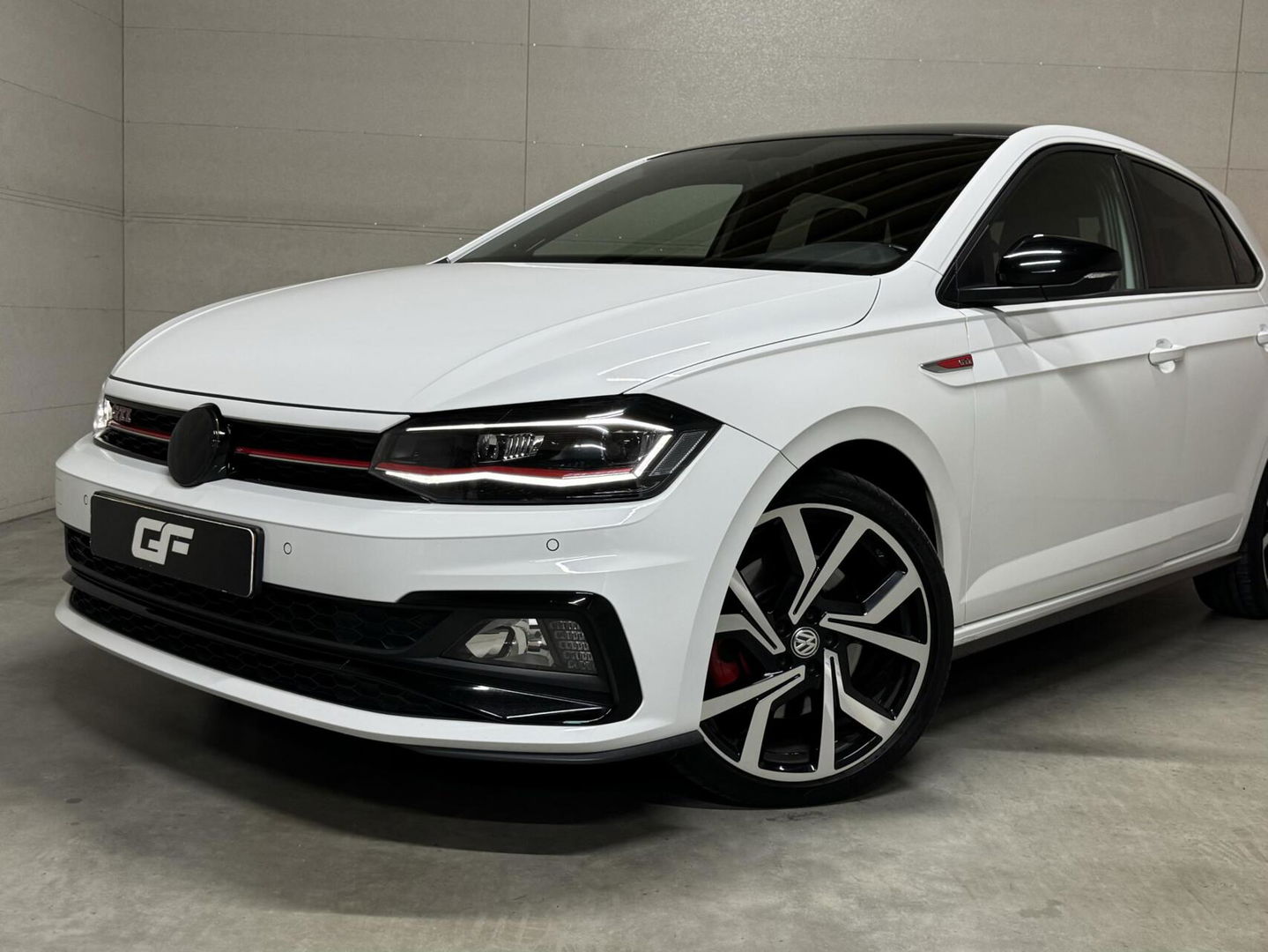 Volkswagen Polo 2.0 TSI GTI Virtual Beats Carplay Camera PDC