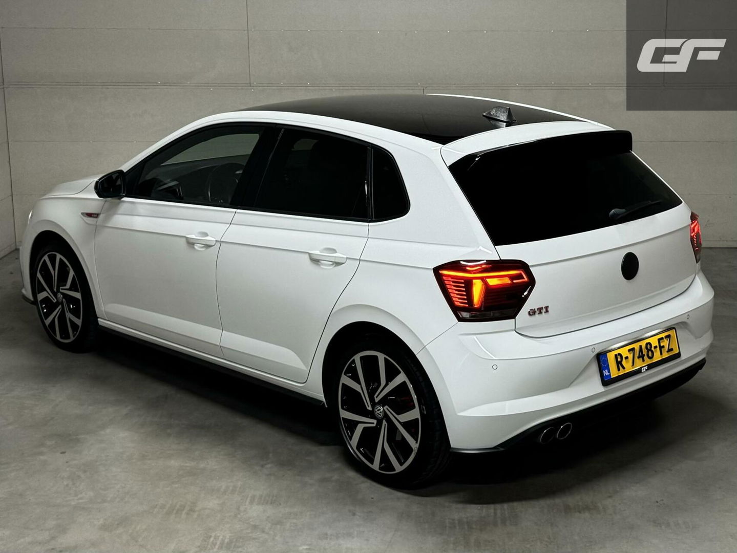 Volkswagen Polo 2.0 TSI GTI Virtual Beats Carplay Camera PDC