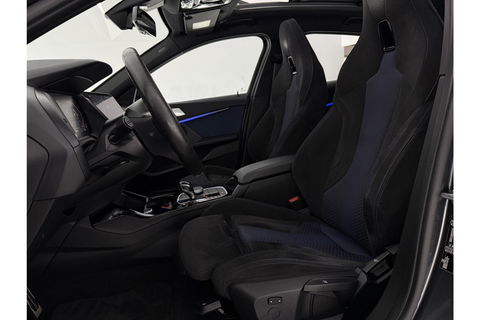 BMW 1-serie 118i M-Sport 141PK Pano Sfeer Virtual LED Carplay Clima Cruise Navi PDC 19"LMV