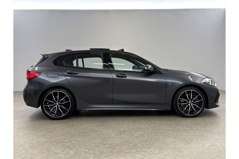 BMW 1-serie 118i M-Sport 141PK Pano Sfeer Virtual LED Carplay Clima Cruise Navi PDC 19"LMV