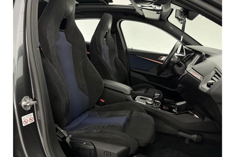 BMW 1-serie 118i M-Sport 141PK Pano Sfeer Virtual LED Carplay Clima Cruise Navi PDC 19"LMV