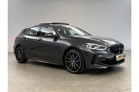 BMW 1-serie 118i M-Sport 141PK Pano Sfeer Virtual LED Carplay Clima Cruise Navi PDC 19"LMV
