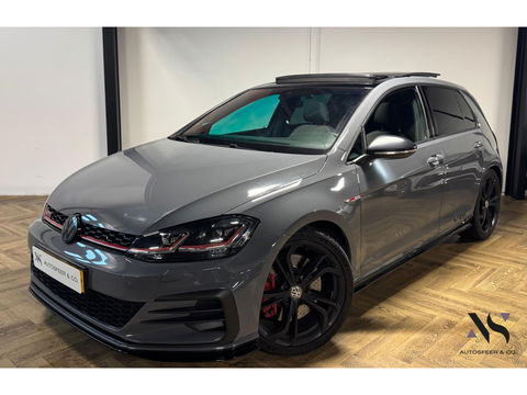 Volkswagen Golf 2.0 TSI GTI TCR PANO KEYLESS