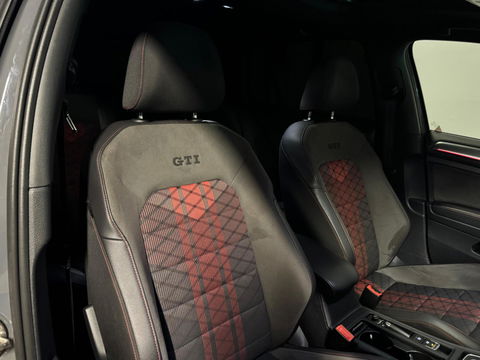 Volkswagen Golf 2.0 TSI GTI TCR PANO KEYLESS