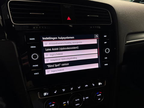 Volkswagen Golf 2.0 TSI GTI TCR PANO KEYLESS