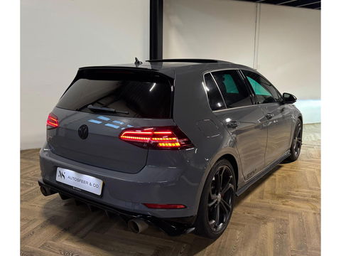 Volkswagen Golf 2.0 TSI GTI TCR PANO KEYLESS