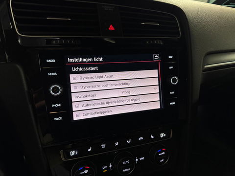 Volkswagen Golf 2.0 TSI GTI TCR PANO KEYLESS