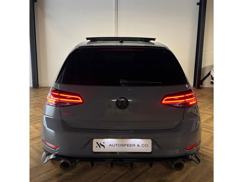 Volkswagen Golf 2.0 TSI GTI TCR PANO KEYLESS