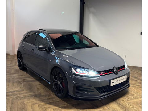 Volkswagen Golf 2.0 TSI GTI TCR PANO KEYLESS