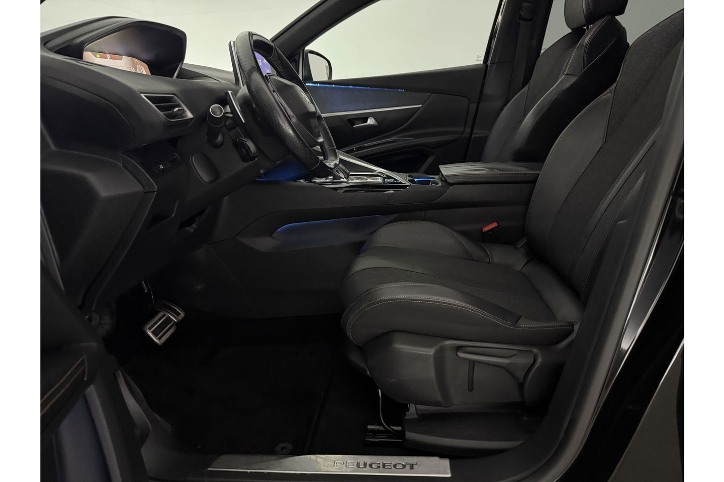 Peugeot 5008 1.6 e-THP GT-Line 7p 165PK 360 Camera Pano Sfeer LED Carplay Cruise Virtual Navi 19"LMV PDC