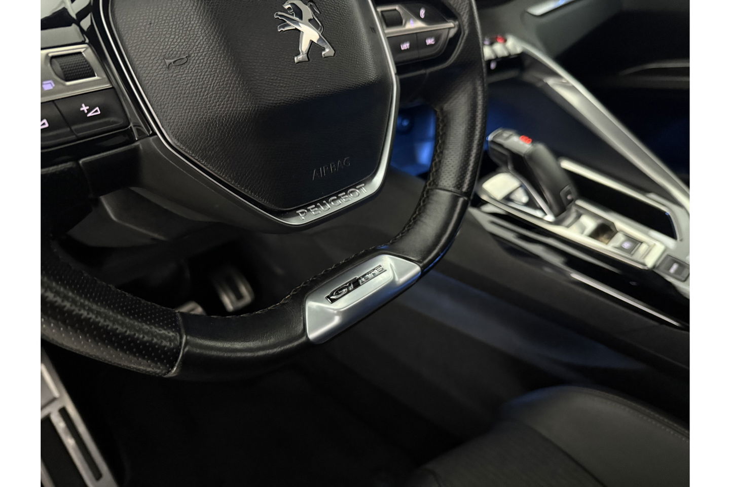 Peugeot 5008 1.6 e-THP GT-Line 7p 165PK 360 Camera Pano Sfeer LED Carplay Cruise Virtual Navi 19"LMV PDC