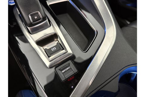 Peugeot 5008 1.6 e-THP GT-Line 7p 165PK 360 Camera Pano Sfeer LED Carplay Cruise Virtual Navi 19"LMV PDC