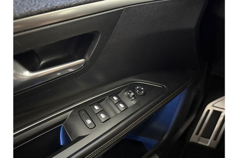 Peugeot 5008 1.6 e-THP GT-Line 7p 165PK 360 Camera Pano Sfeer LED Carplay Cruise Virtual Navi 19"LMV PDC