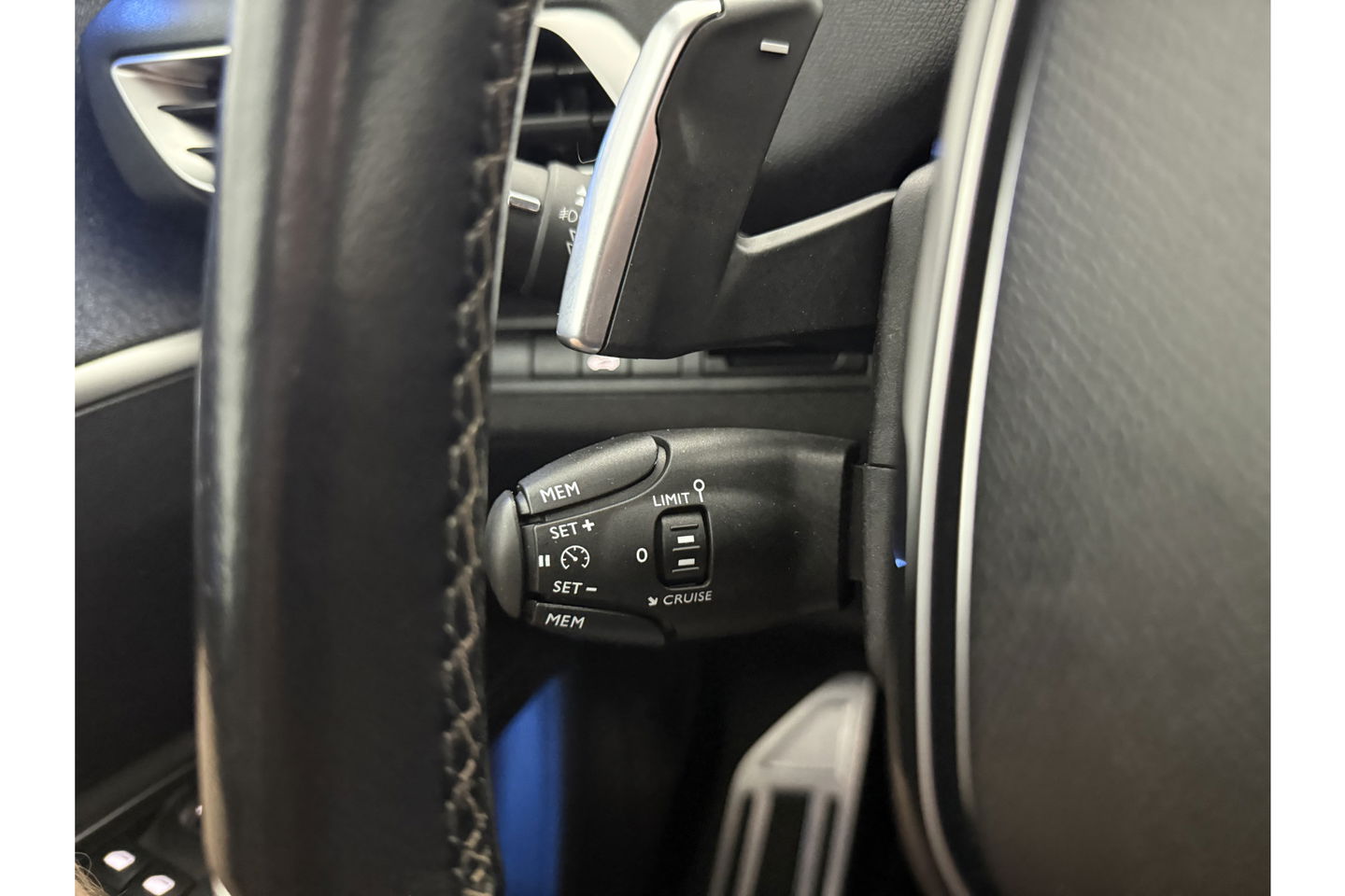 Peugeot 5008 1.6 e-THP GT-Line 7p 165PK 360 Camera Pano Sfeer LED Carplay Cruise Virtual Navi 19"LMV PDC