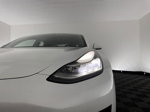 Tesla Model 3 Standard RWD Plus 60 kWh [ 3-Fase ] (INCL-BTW) Aut. *PANO | AUTO-PILOT | LUXURY-LEATHER | KEYLESS | FULL-LED | MEMORY-PACK | SURROUND-VIEW | DAB | CARPLAY | DIGI-COCKPIT | LANE-ASSIST | COMFORT-SEATS | 18"ALU*
