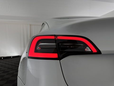 Tesla Model 3 Standard RWD Plus 60 kWh [ 3-Fase ] (INCL-BTW) Aut. *PANO | AUTO-PILOT | LUXURY-LEATHER | KEYLESS | FULL-LED | MEMORY-PACK | SURROUND-VIEW | DAB | CARPLAY | DIGI-COCKPIT | LANE-ASSIST | COMFORT-SEATS | 18"ALU*